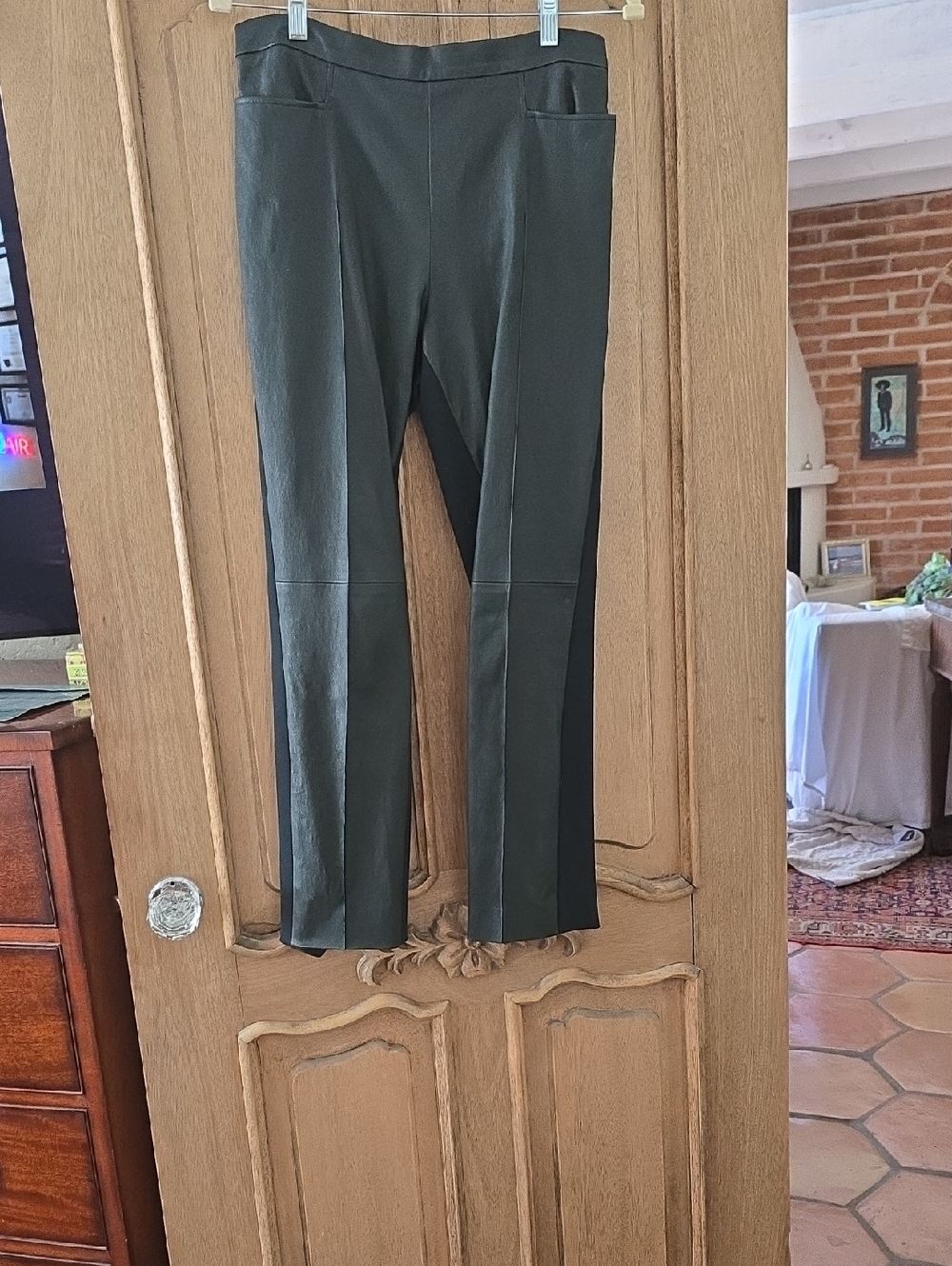 Sleek Olive Green Akris Punto Leather Front Pants